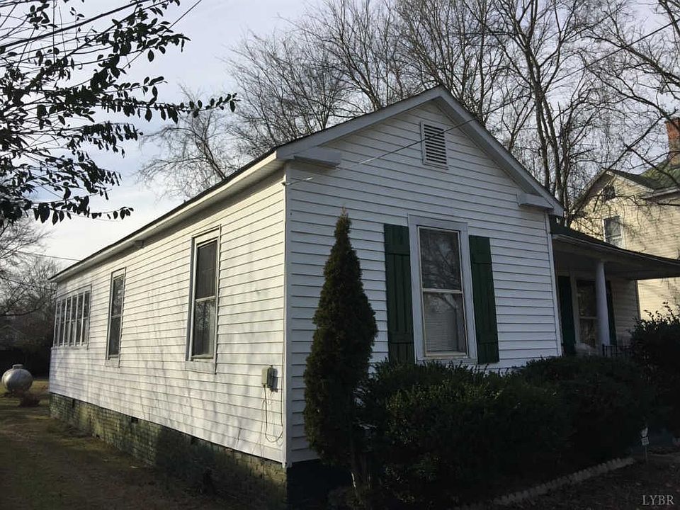 2nd image of 1414 N Main St