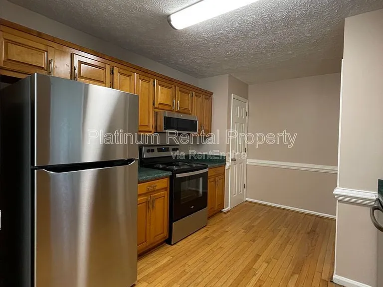 268 Jennifer Ct — Photo 8