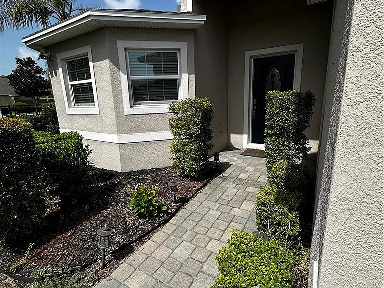262 Lake Mariana Pl — Photo 3