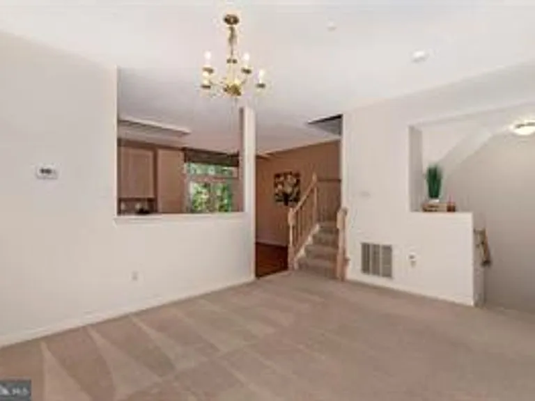 13118 Shamrock Glen Dr — Photo 7