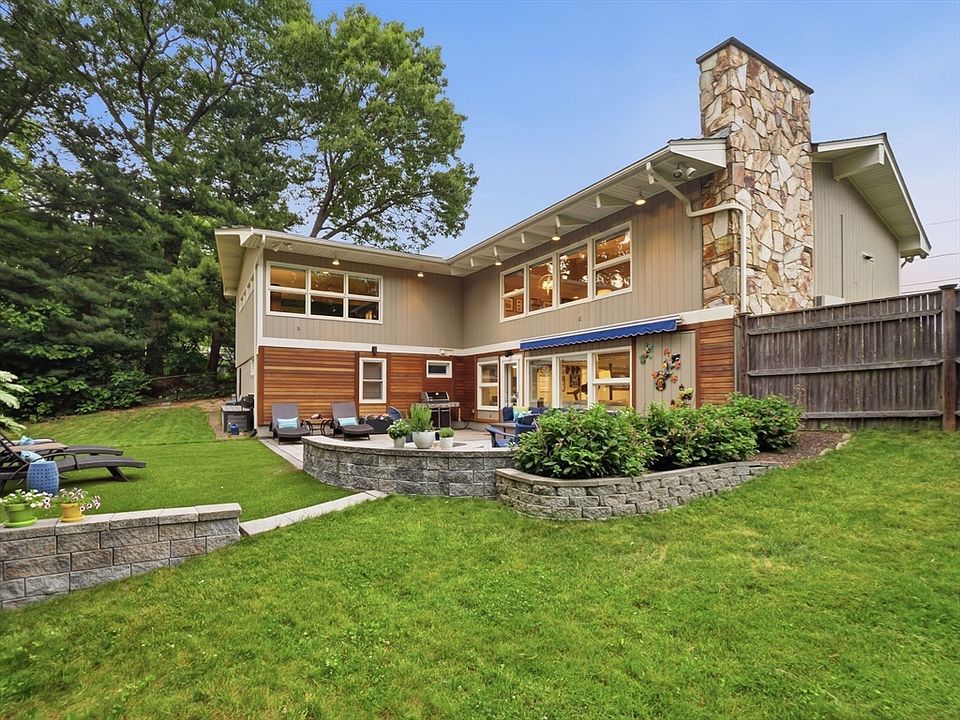 1st image of 146 Burroughs Rd