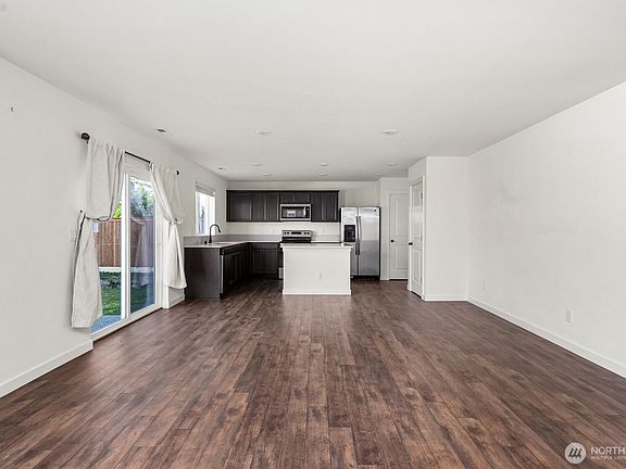 5th image of 19851 23rd Avenue Ct E