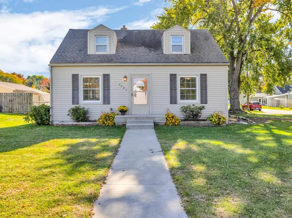 2297 W North St, Jackson, MI 49202