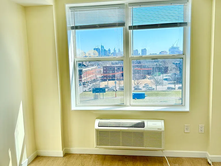 249 S 49th St #8O6 — Photo 51