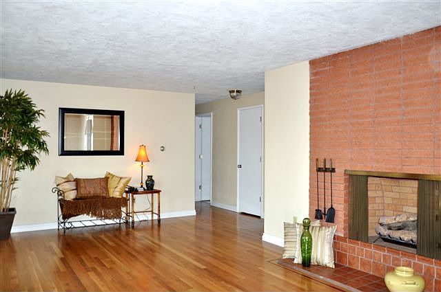 Hardwoods thru-out main floor