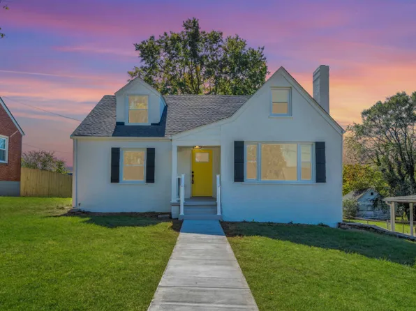 121 Troy Ave NE, Roanoke, VA 24012