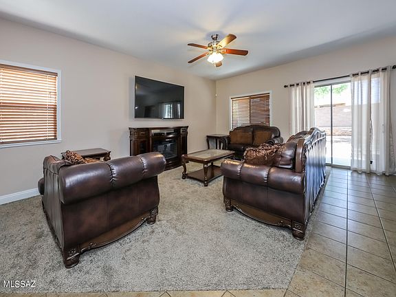 5th image of 6323 W Copper Leaf Dr