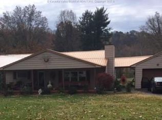 137 Maplewood Est, Scott Depot, WV 25560