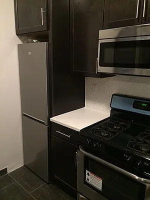 Rented by Eric Goodman Realty Corp | media 17