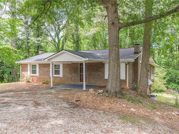143 Longview Rd, Fayetteville, GA 30214
