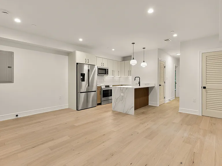 1463 Harvard St NW #1 — Photo 8