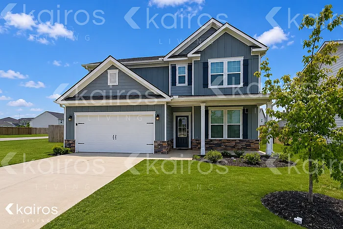 101 Silver Maple Ln