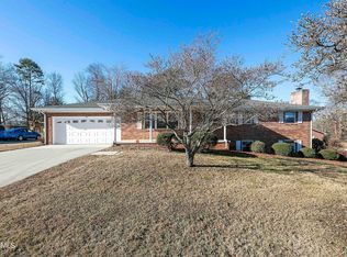 8233 Spruceland Rd, Powell, TN 37849