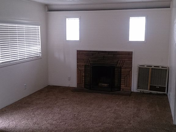 5th image of 4588 Palm Ave