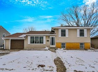 6641 Church St, Hanover Park, IL 60133