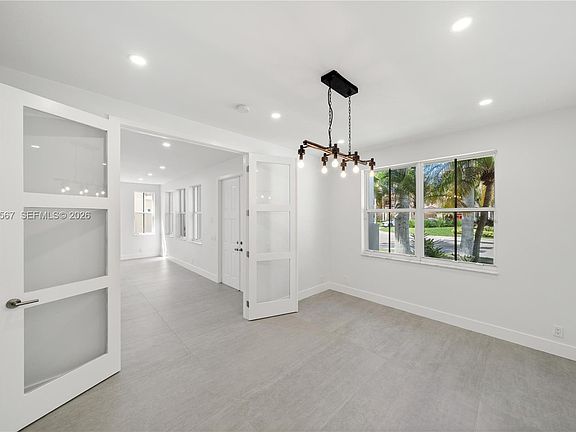 3rd image of 1855 Hidden Trail Ln