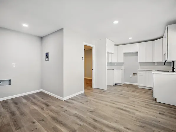 43820 Beech Ave #1/2, Lancaster, CA 93534