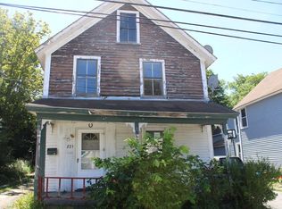 225 South St, Athol, MA 01331