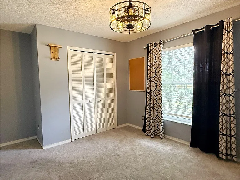 132 Robbins Rest Cir — Photo 9