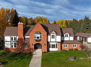 1808 63rd St, Edson, AB T7E1S5