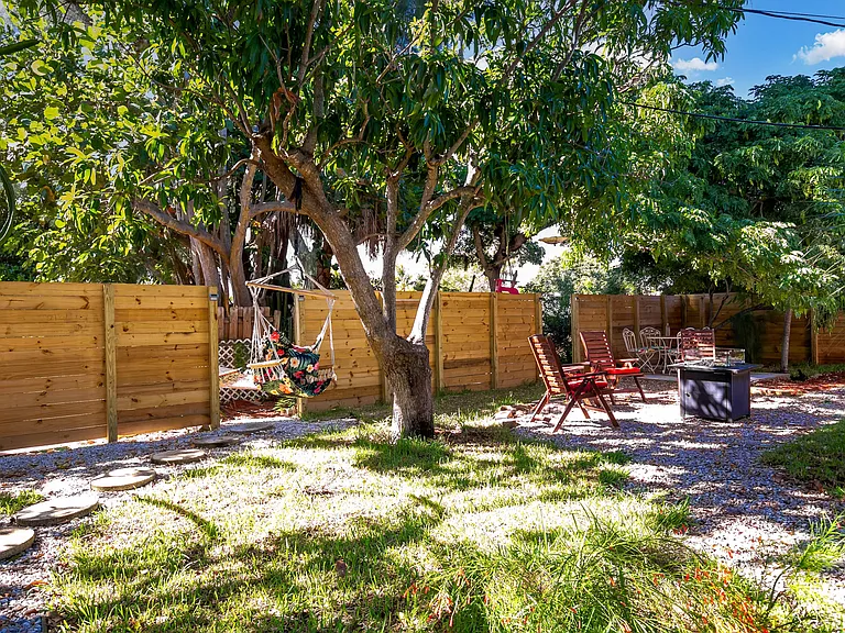 609 S Arnold Ave — Photo 5