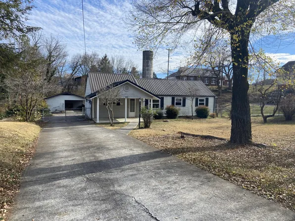 109 S Main St, Bulls Gap, TN 37711