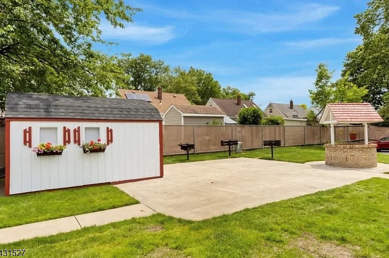 725 Joralemon St #70 — Photo 18