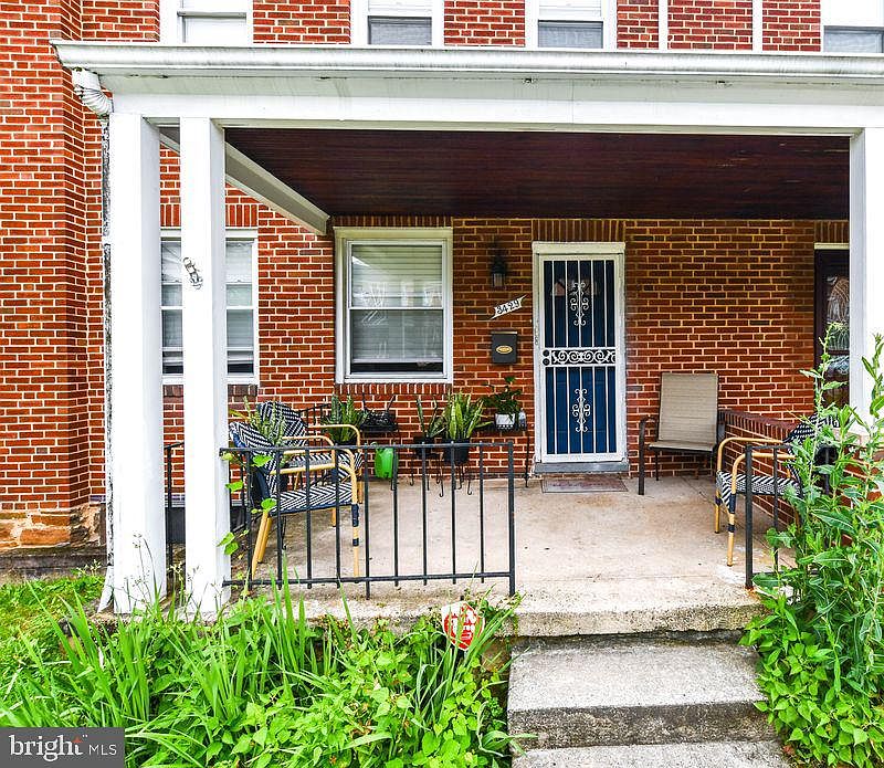 1st image of 3429 Parklawn Ave
