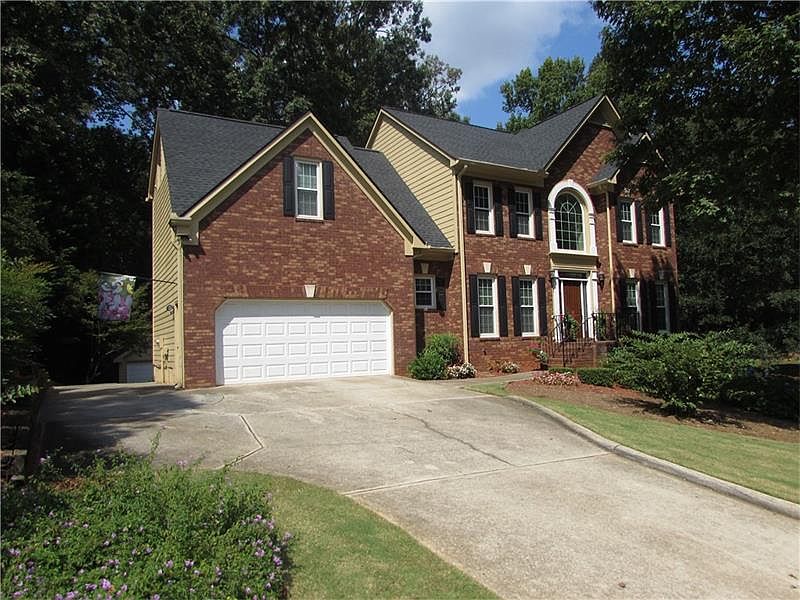 1st image of 2595 Ashbourne Dr