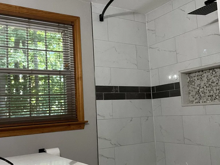 Upstair Bath