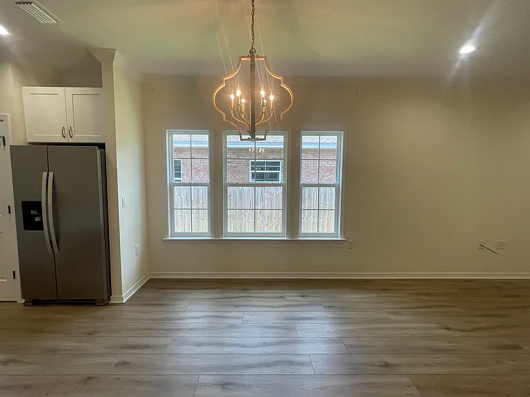 1578 Hickory St — Photo 11