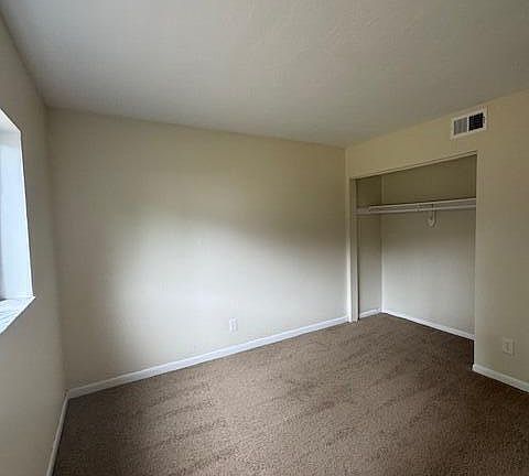 5th image of 4317 Holly Tree Rd