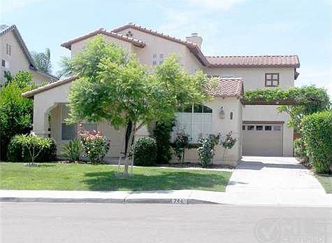 1st image of 744 Creekside Pl