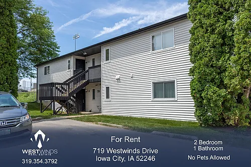 719 Westwinds Dr #2 Photo 1