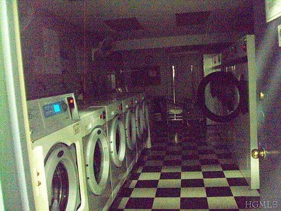 2nd image of 472 Gramatan Ave Unit 6J