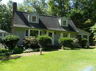 11 Wellington Hgts Rd, Avon, CT 06001