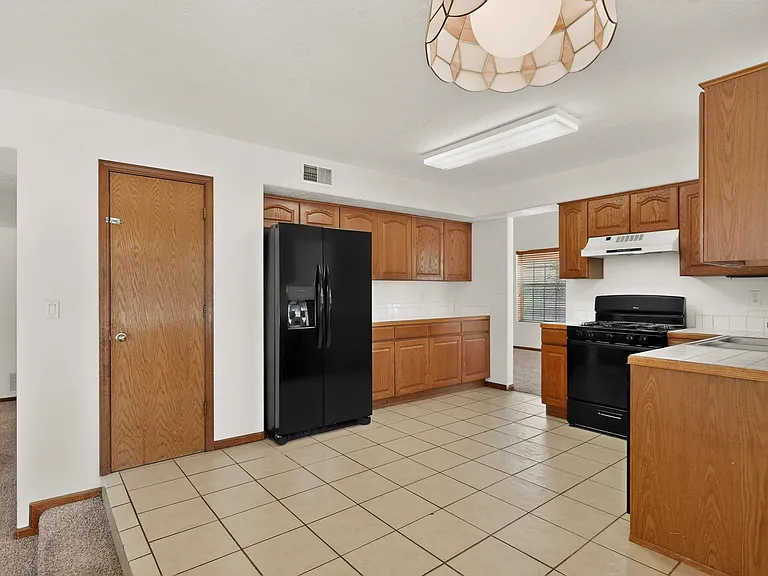 8908 Henriette Wyeth Dr NE — Photo 17