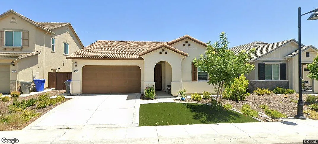 3 bed, 1891 sqft, $3,190 — Photo 1