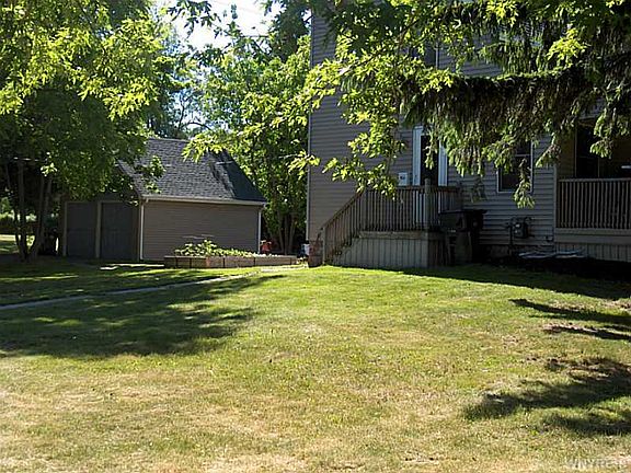 2nd image of 1263 Wehrle Dr