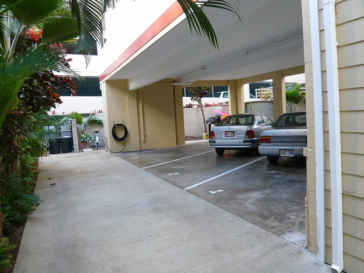 4 bed, 900 sqft, $1,450 — Photo 3