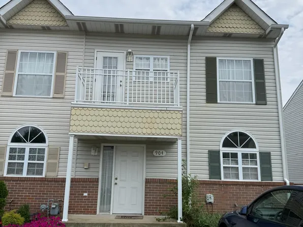 904 Carla Dr, Pittsburgh, PA 15238