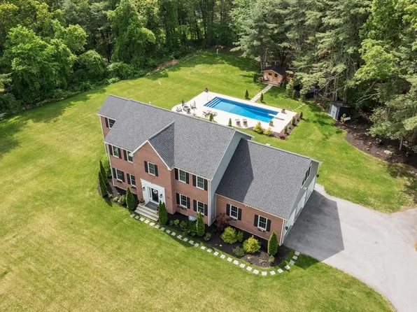 324 Old Harvard Rd, Boxboro, MA 01719