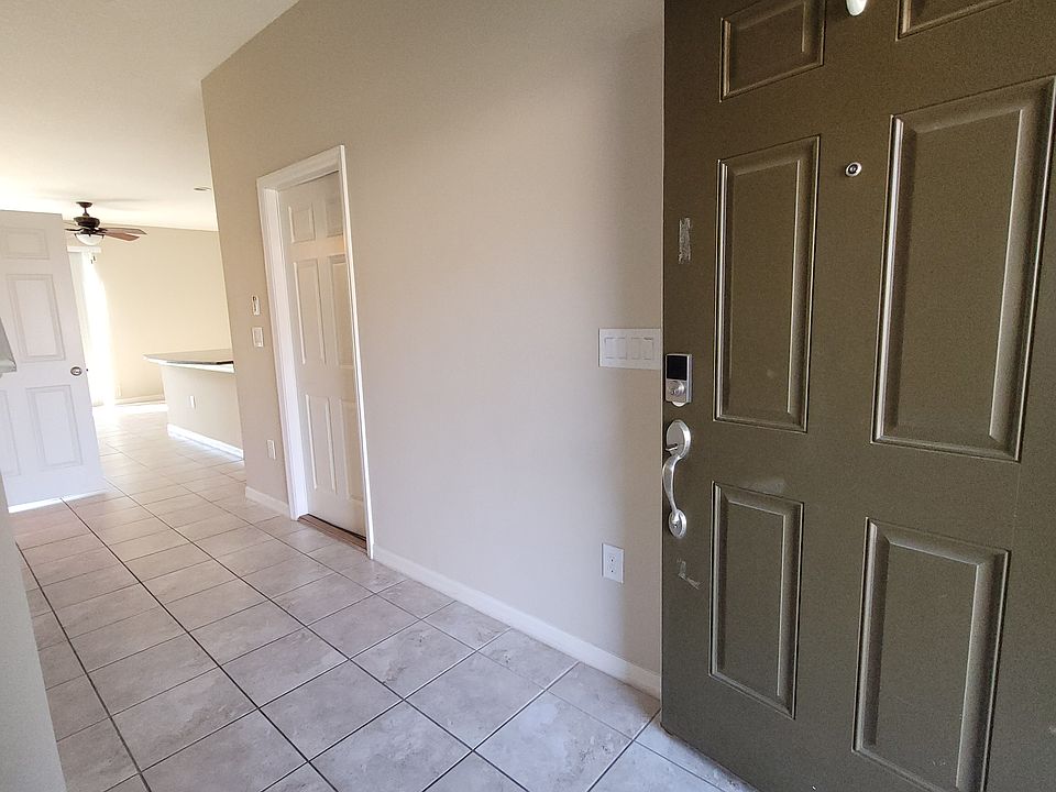 Entry Hallway - 1