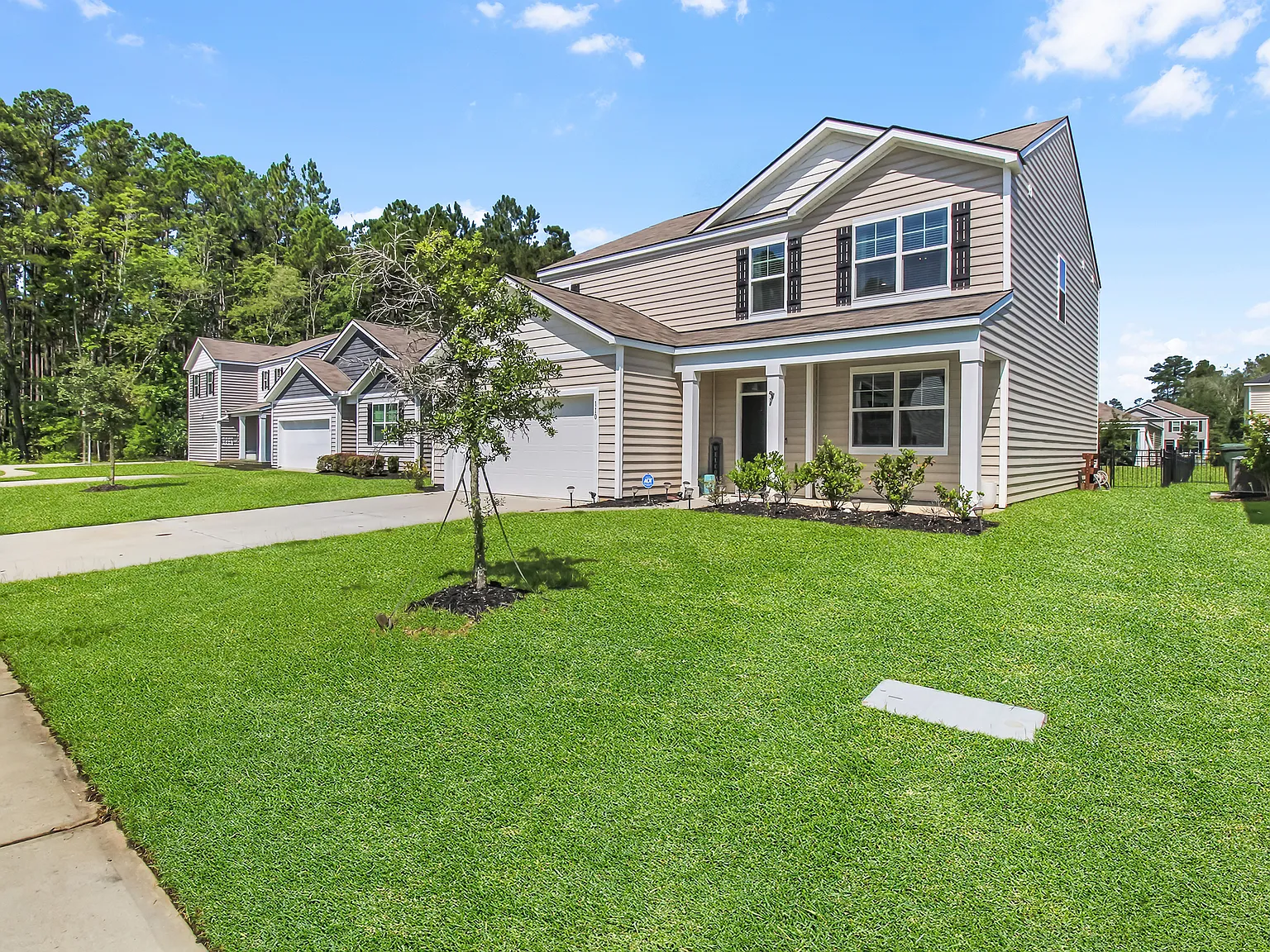 5 bed, 3.5 bath, 2721 sqft, $2,800 — Photo 4