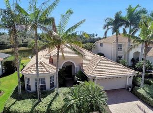 10048 Saint Moritz Dr, Miromar Lakes, FL 33913