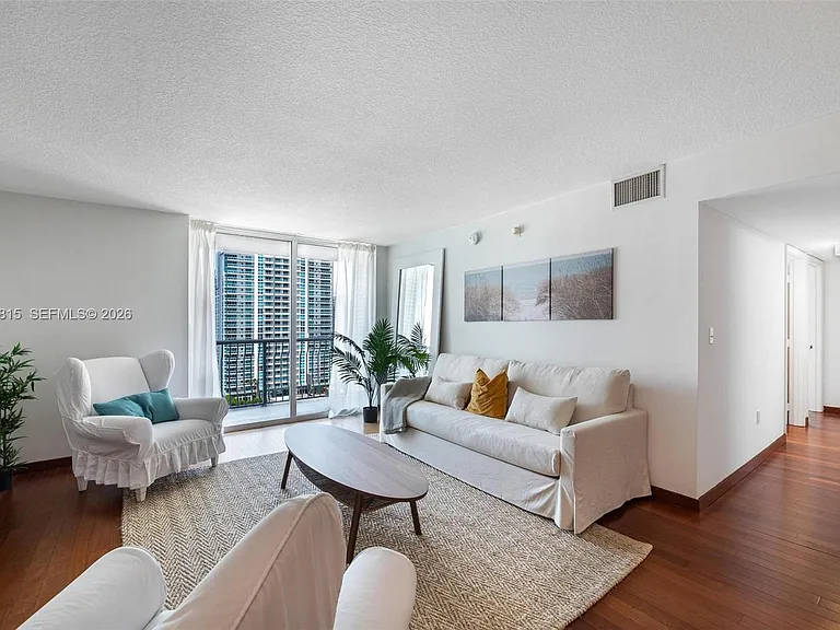 1200 Brickell Bay Dr #2824 — Photo 5