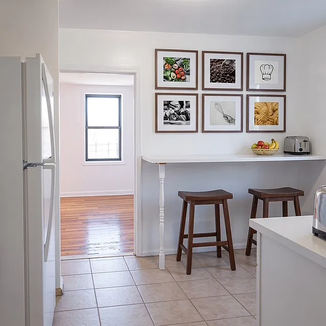 2 bed, 900 sqft, $3,250 — Photo 3