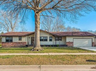 1724 SE 36th Ter, Topeka, KS 66605