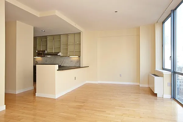 Rented by Town Residential | media 29