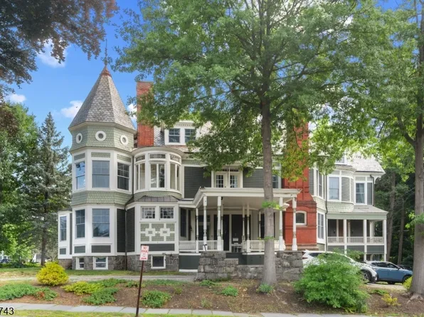 1 Franklin Pl, Morristown, NJ 07960